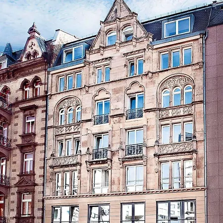 Five Elements Hostel And Capsules Frankfurt