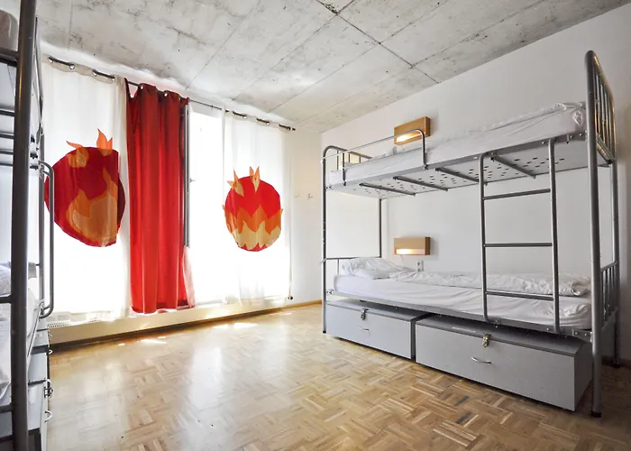 Five Elements And Capsules Frankfurt Ostello